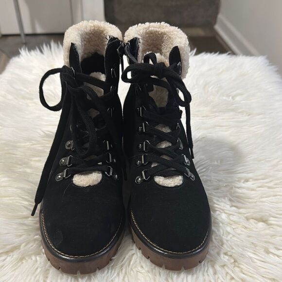 Blondo Waterproof Women's Black Suede Boots with Shearling Lining - Picture 1 of 11